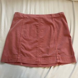 Pink denim skirt, Size 7/28W.